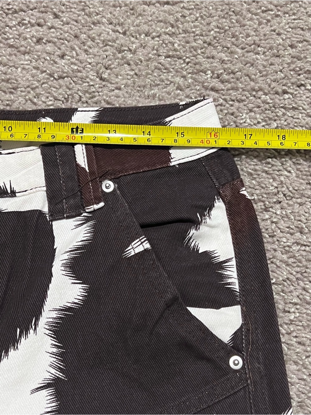 Fashion Nova Brown & White Cheyenne Cargo Jeans - Picture 3 of 9